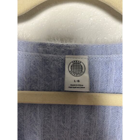 Urban Outfitters Sweater Womens Large Blue Cropped Button Front Cardigan Fuzzy - Picture 2 of 4